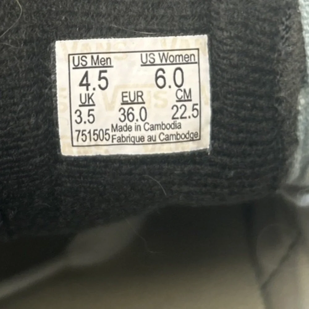 Vans Sk8-Hi Black/White High-Top Sneakers - Men's 4.5 /‎ Women's 6